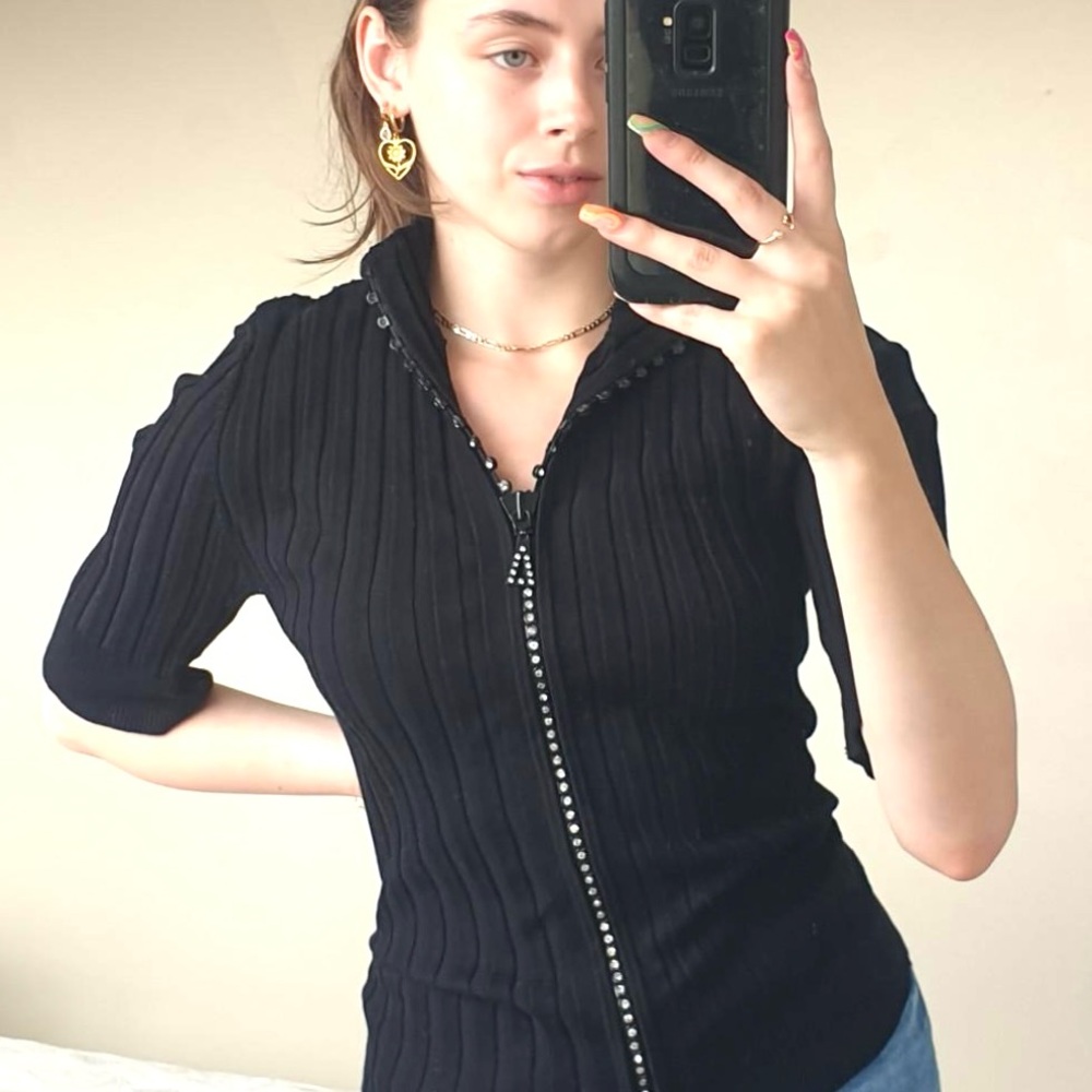 🌺Belldini‎ Size L Black Ribbed Knit Top w/Sparkle Zipper Super Cute!